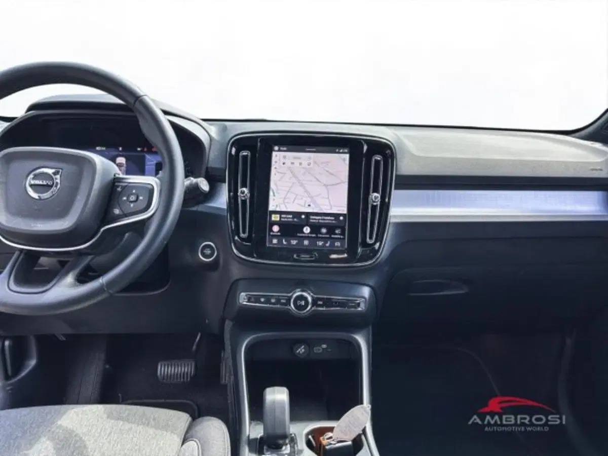 Volvo XC40 usata a Perugia (15)