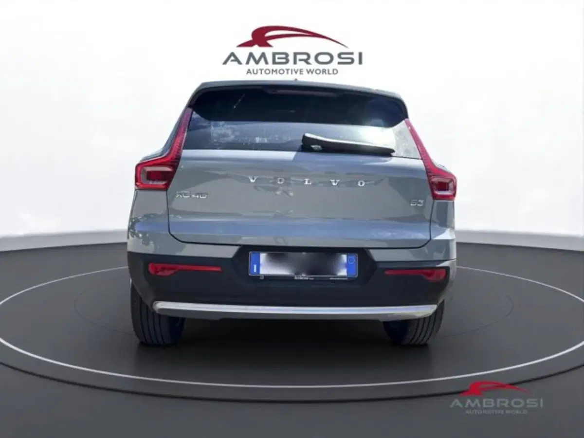 Volvo XC40 usata a Perugia (8)