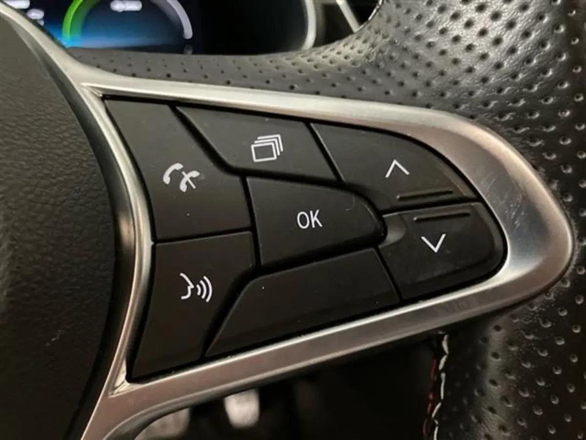 Renault Arkana usata a Como (18)