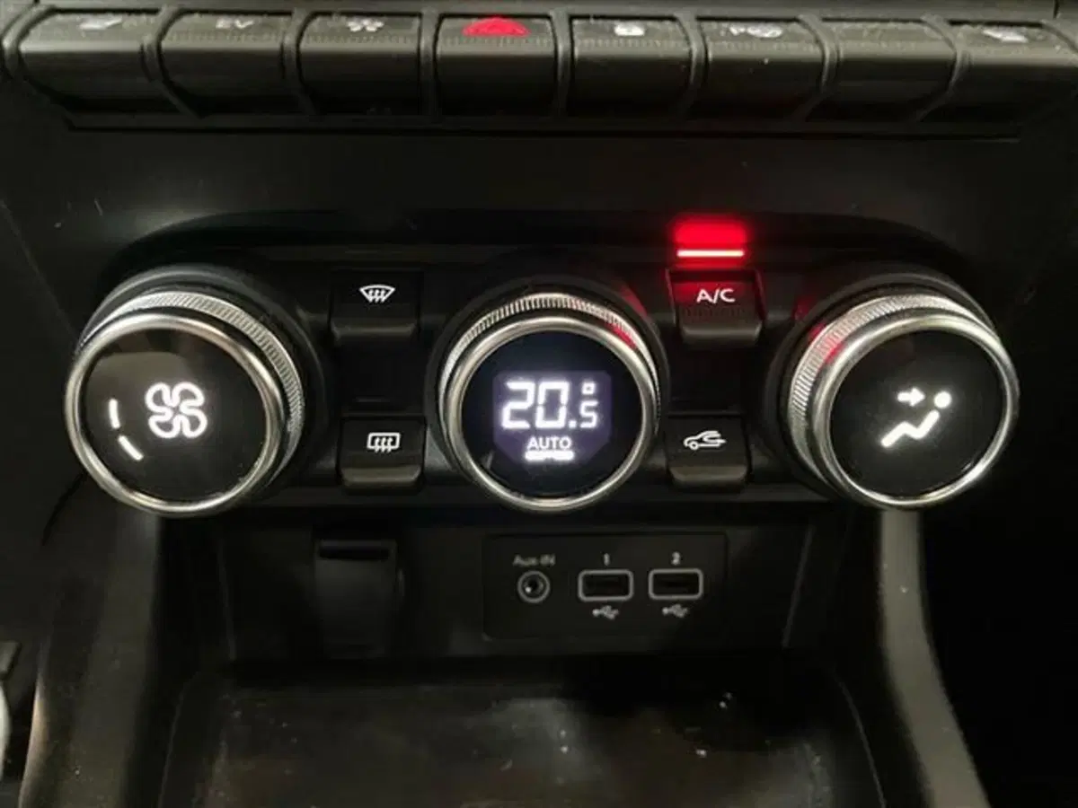 Renault Arkana usata a Como (19)