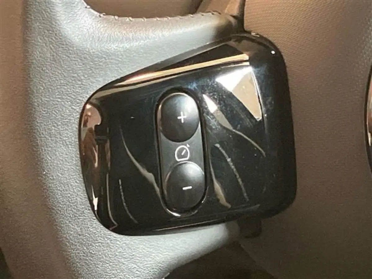 Renault Twingo usata a Como (17)