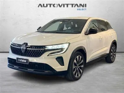 Renault Austral 1.2 full hybrid Techno 200cv auto del 2023 usata a Como