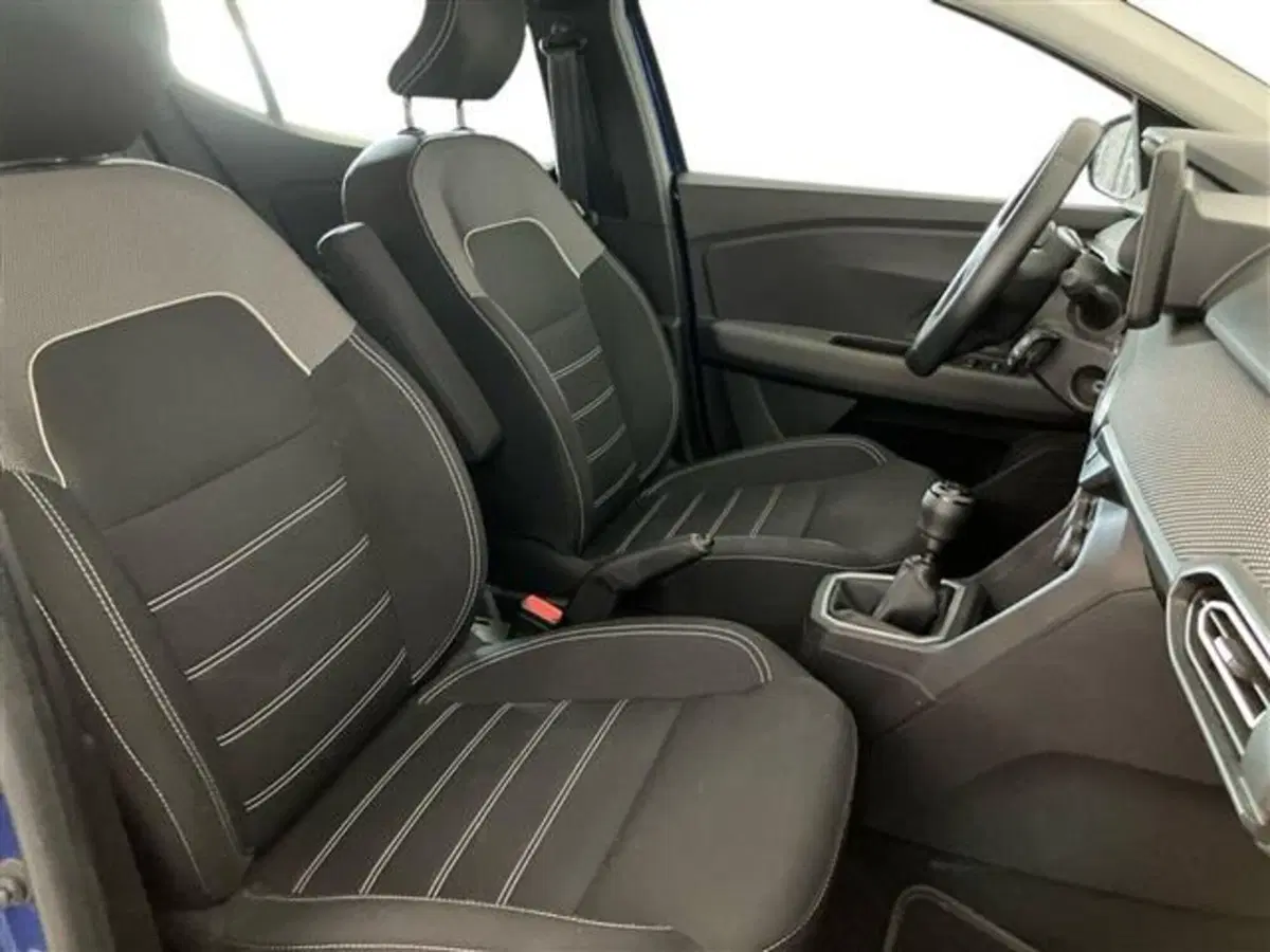 Dacia Sandero usata a Como (11)