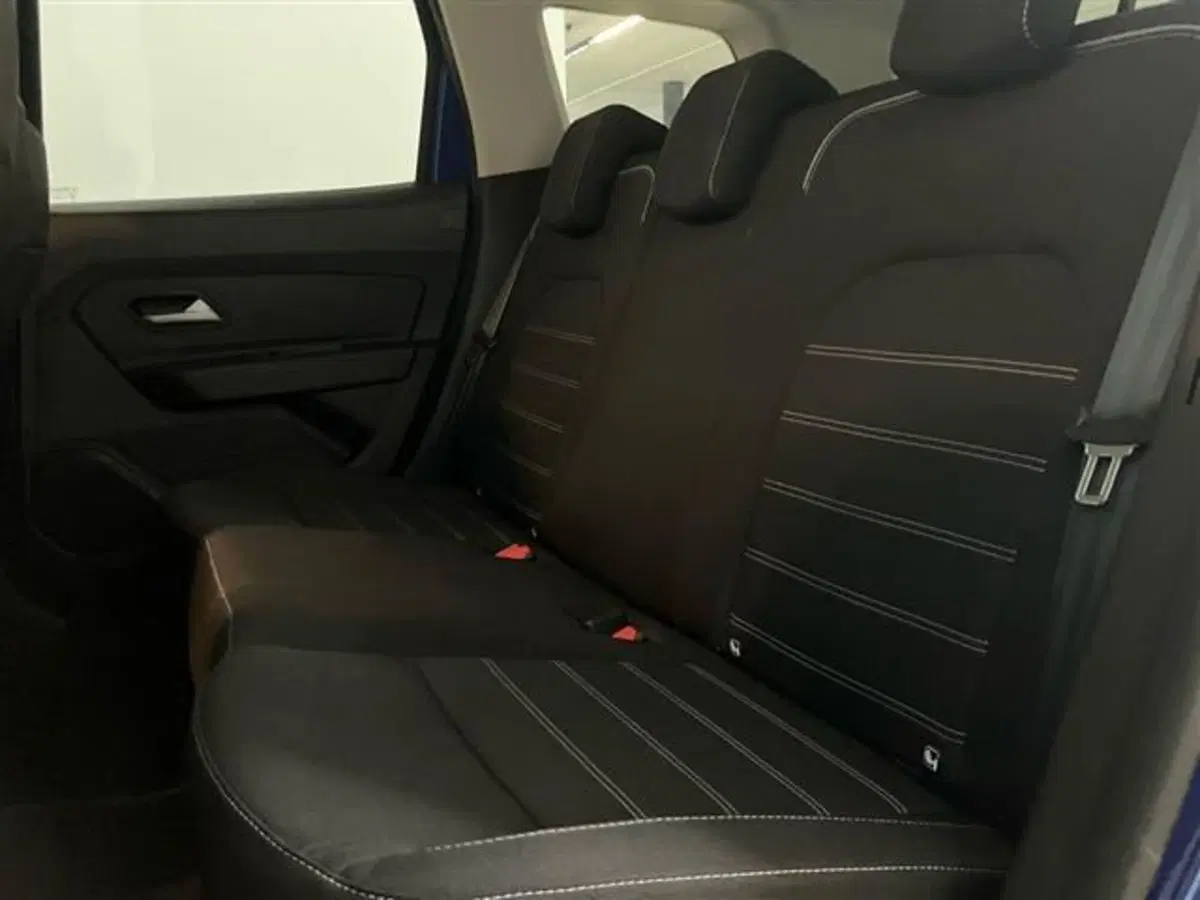 Dacia Duster usata a Como (12)