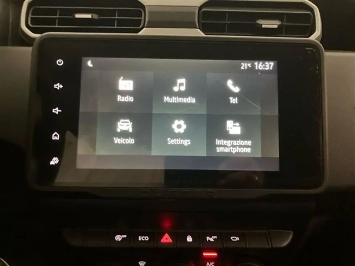 Dacia Duster usata a Como (13)