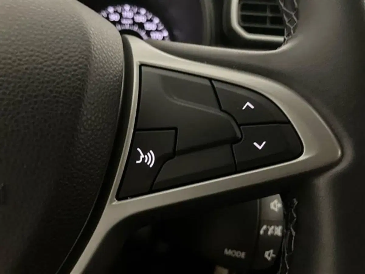 Dacia Duster usata a Como (18)