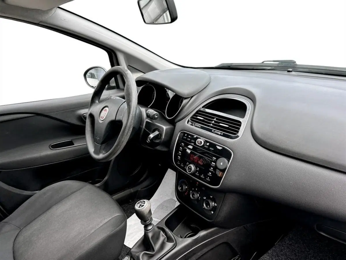Fiat Punto usata a Piacenza (14)