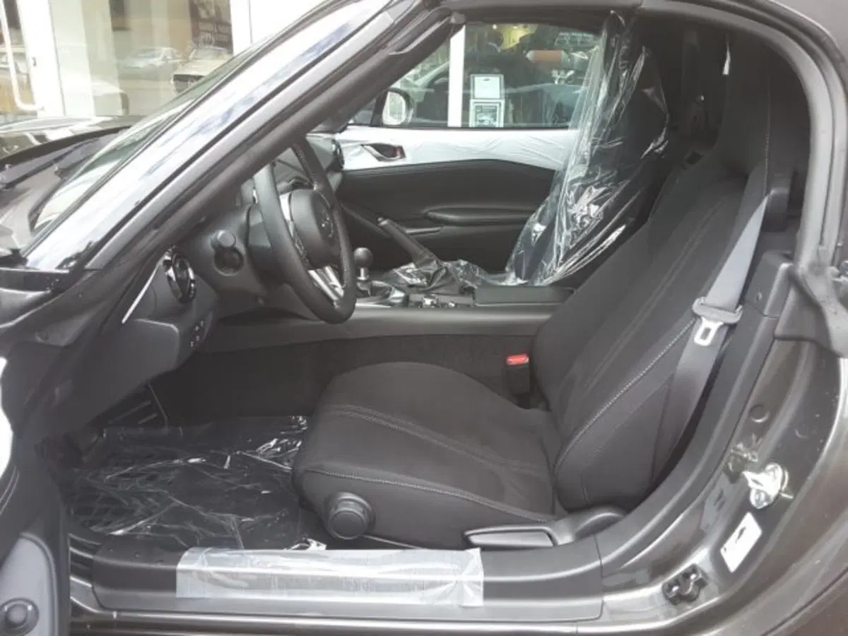 Mazda MX-5 nuova a Firenze (6)