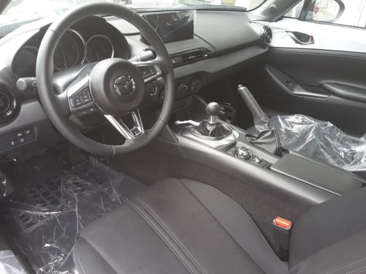 Mazda MX-5 nuova a Firenze (7)