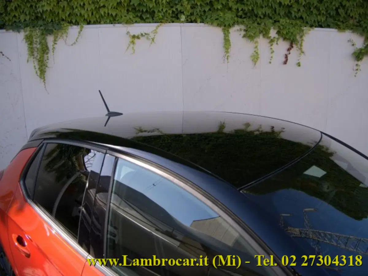 Opel Corsa nuova a Milano (12)