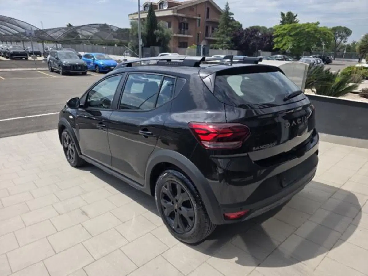 Dacia Sandero Stepway usata a Napoli (4)