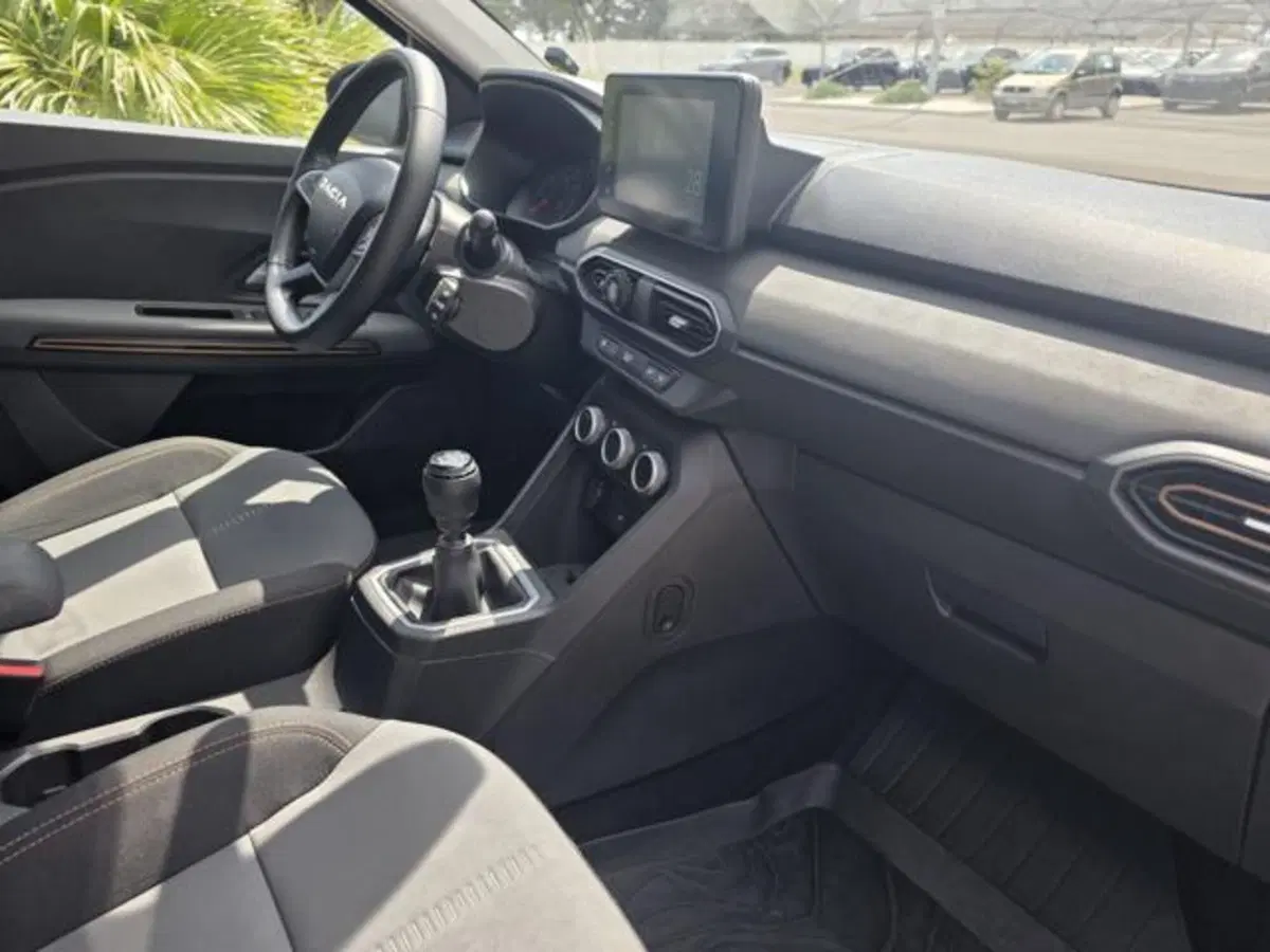 Dacia Sandero Stepway usata a Napoli (7)
