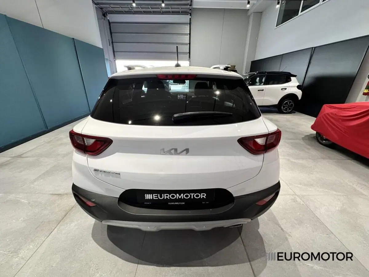 Kia Stonic usata a Bari (5)