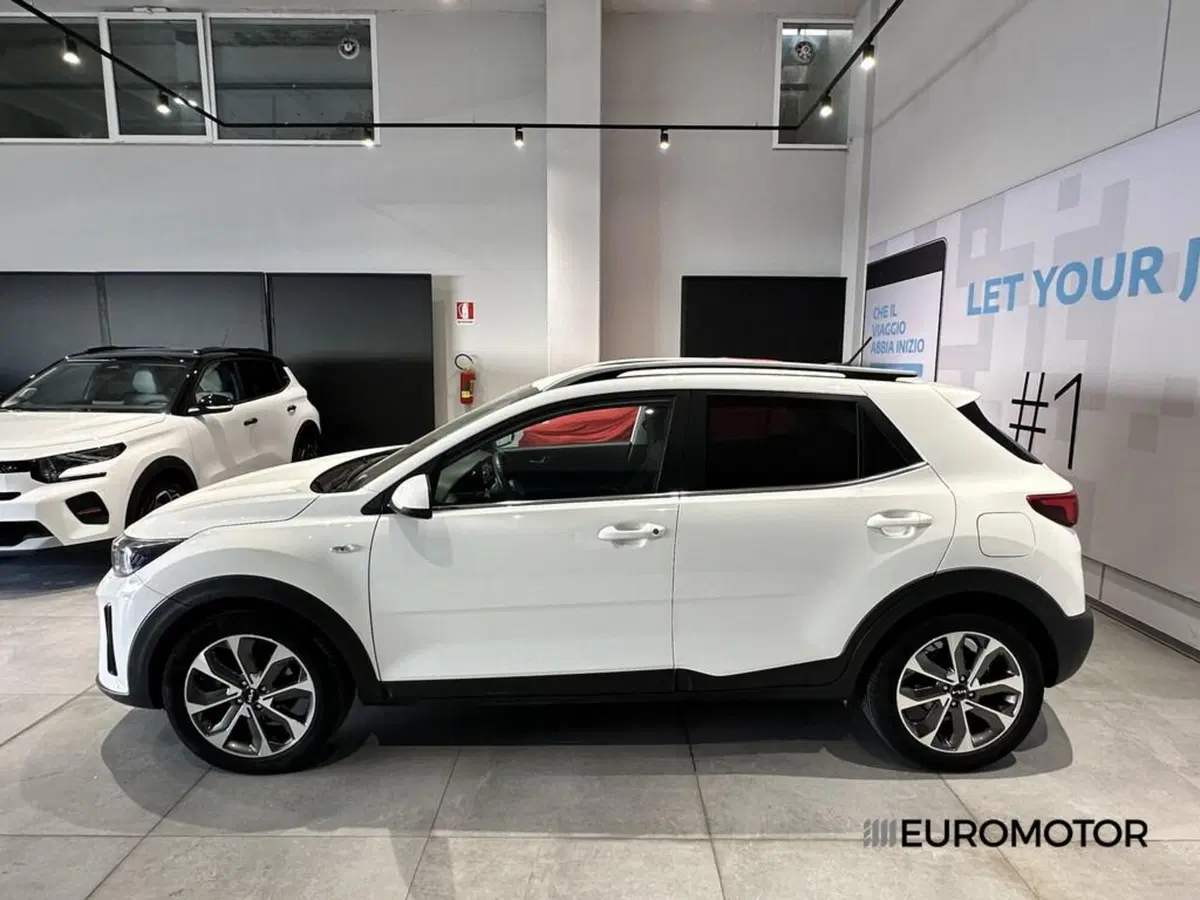 Kia Stonic usata a Bari (8)