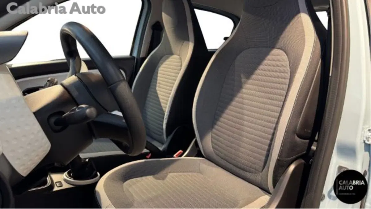 Renault Twingo usata a Reggio Calabria (10)