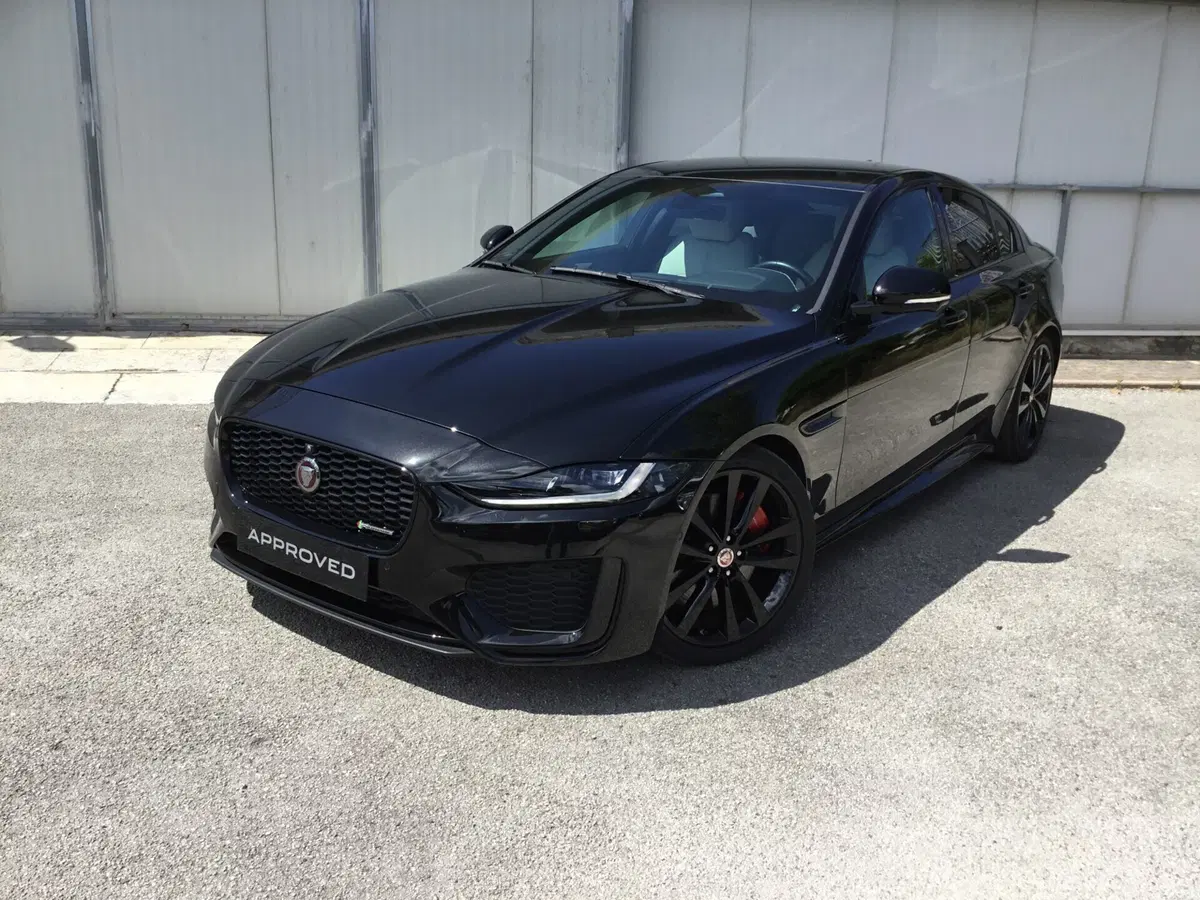 Jaguar XE usata a Napoli
