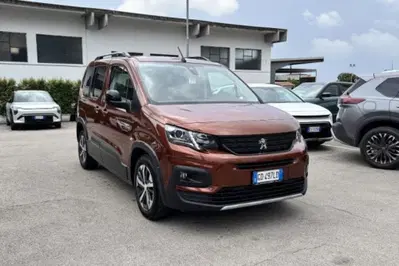 Peugeot Rifter BlueHDi 130 S&amp;S GT Line Standard del 2021 usata a Fondi