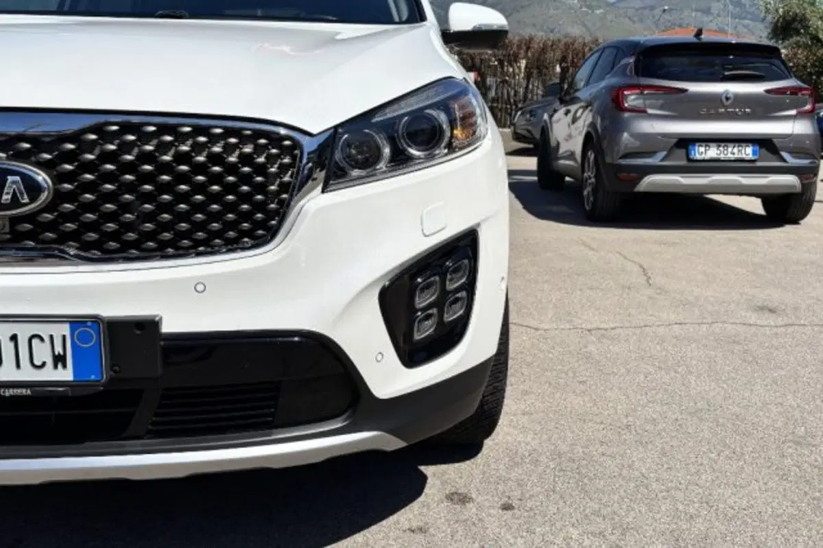 Kia Sorento usata a Latina (11)