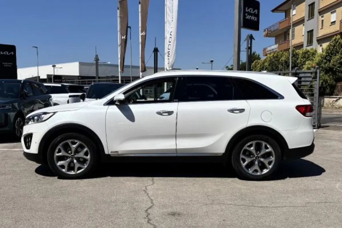 Kia Sorento usata a Latina (4)