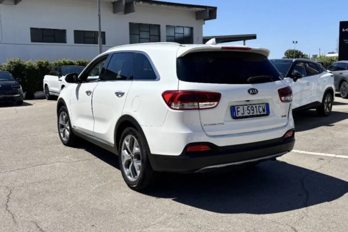 Kia Sorento usata a Latina (5)