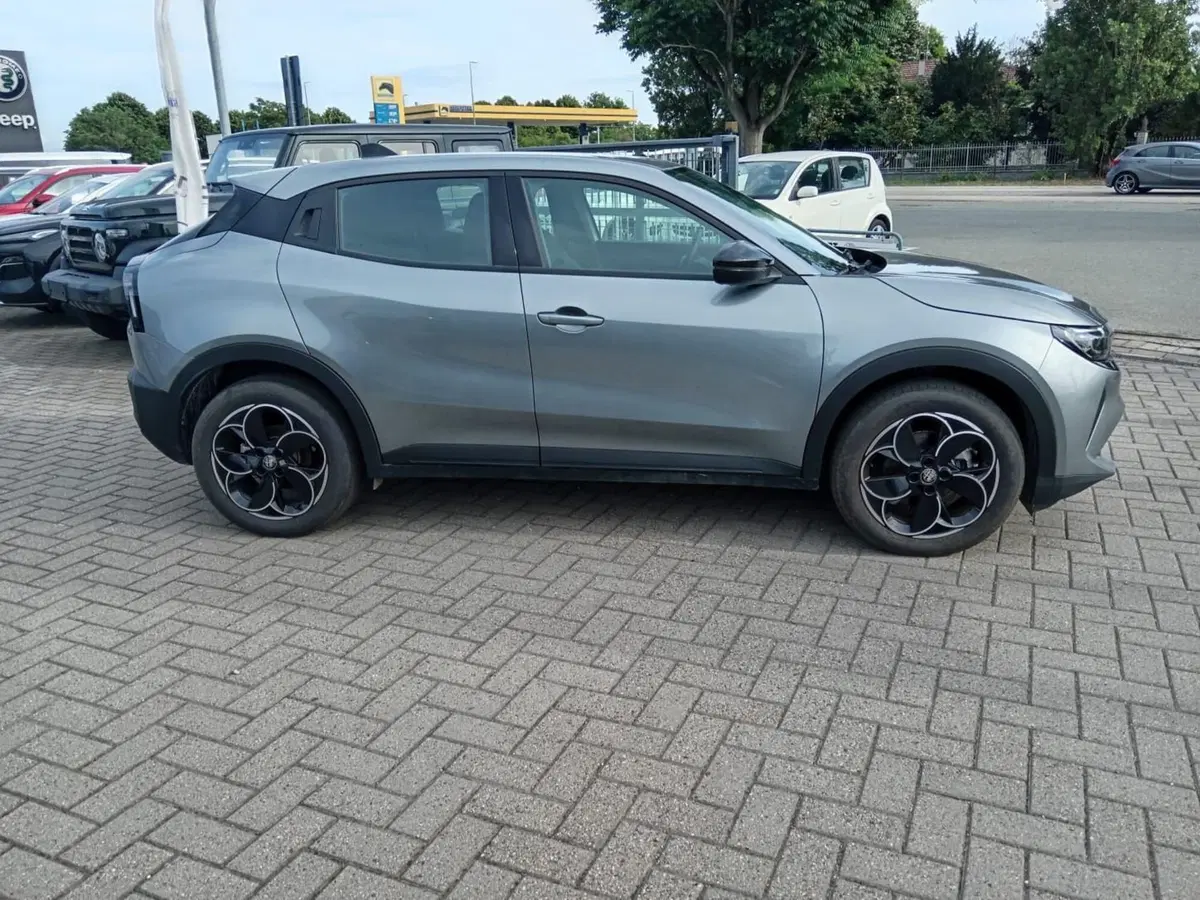 Alfa Romeo Junior usata a Alessandria (4)