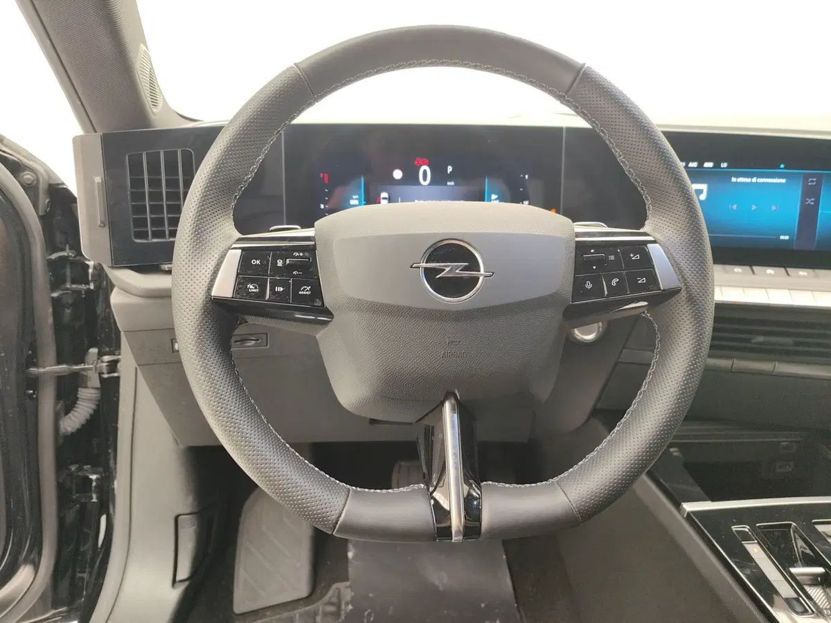 Opel Astra usata a Como (16)