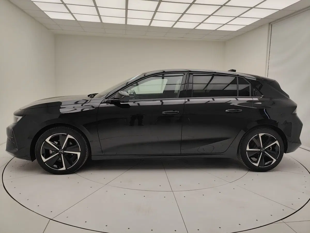 Opel Astra usata a Como (20)
