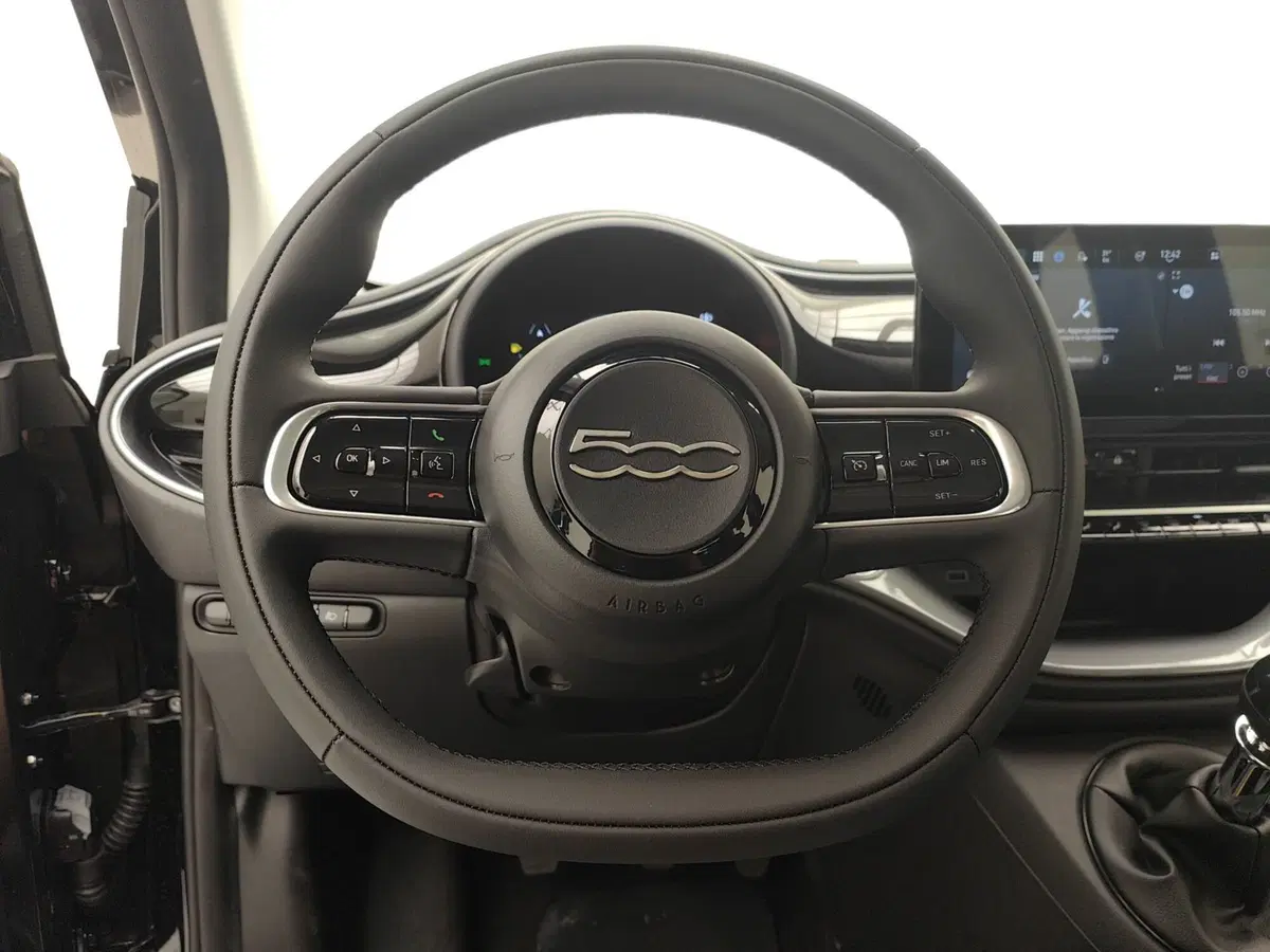 Fiat 500 nuova a Como (16)