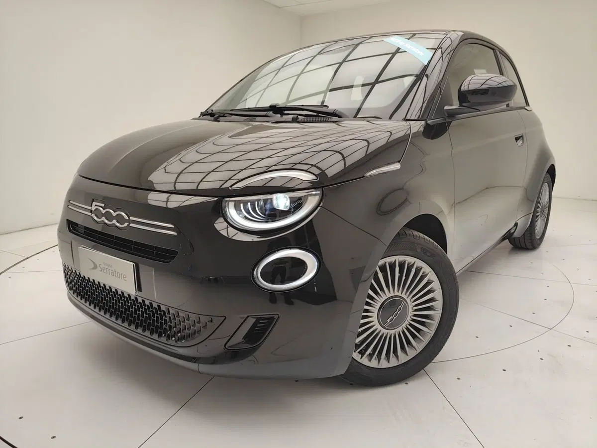 Fiat 500 nuova a Como