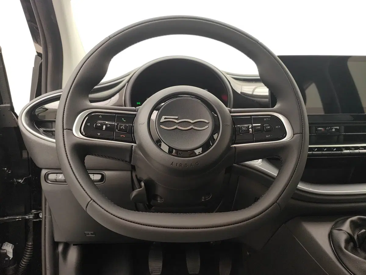 Fiat 500 nuova a Como (13)