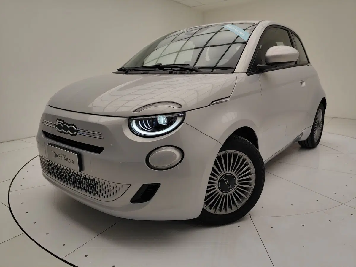 Fiat 500 nuova a Como