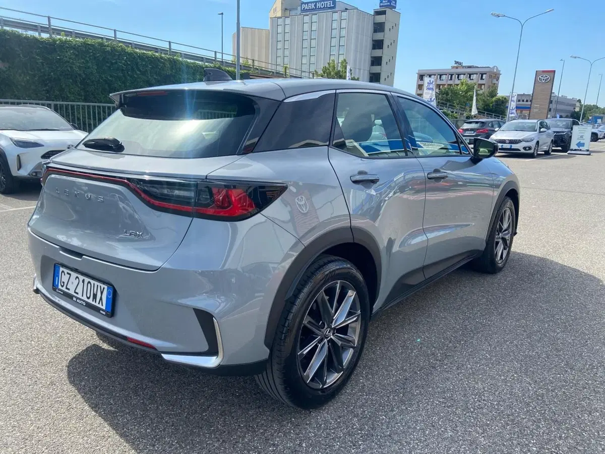 Lexus LBX usata a Piacenza (6)