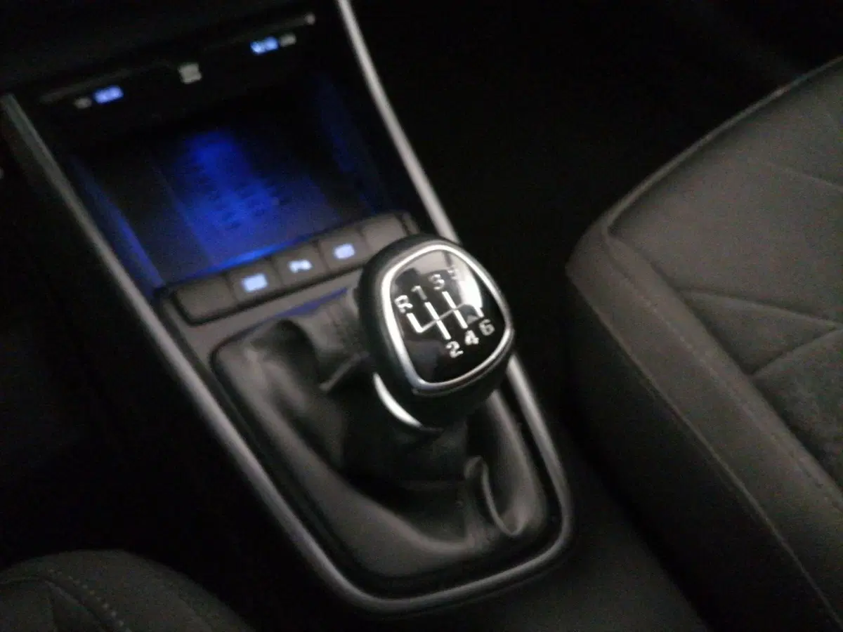 Hyundai Bayon usata a Roma (13)