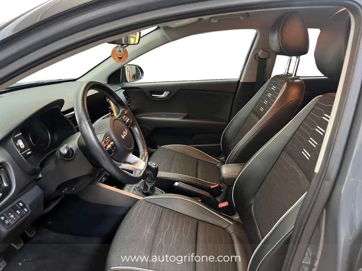 Kia Stonic usata a Modena (9)