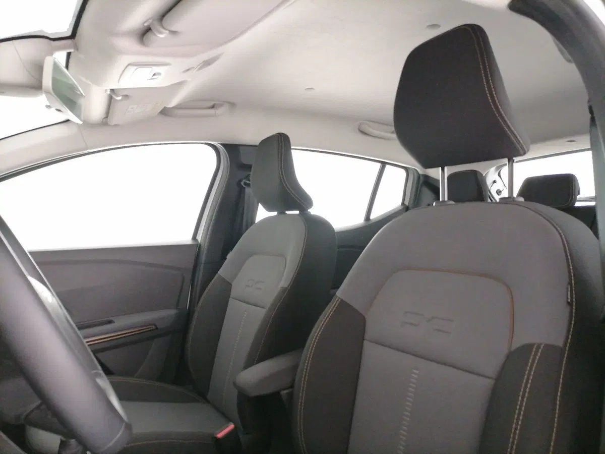 Dacia Sandero usata a Roma (12)