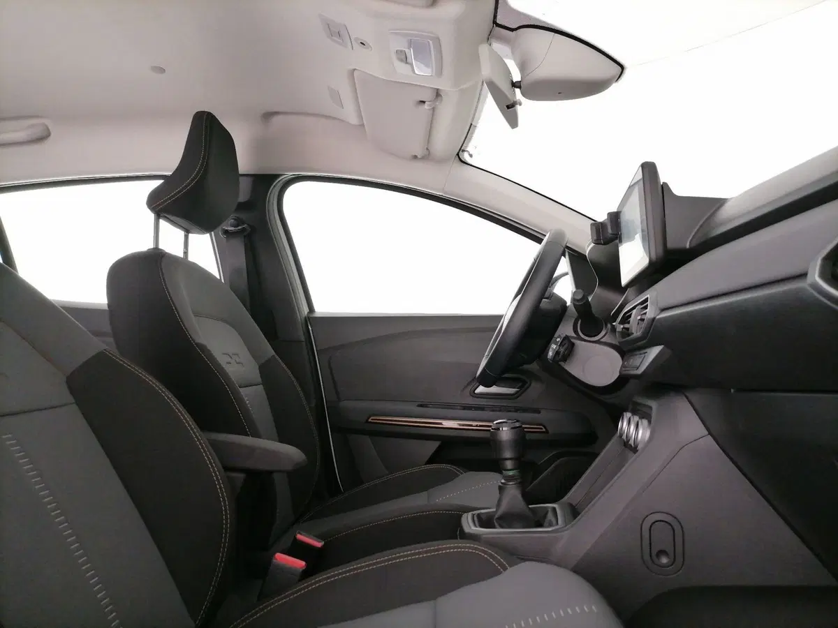 Dacia Sandero usata a Roma (6)