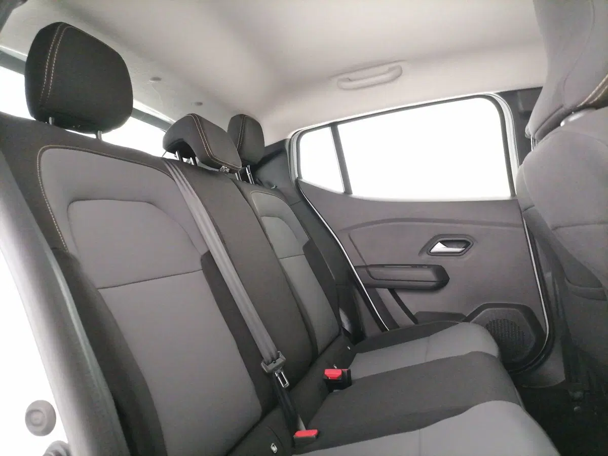 Dacia Sandero usata a Roma (8)
