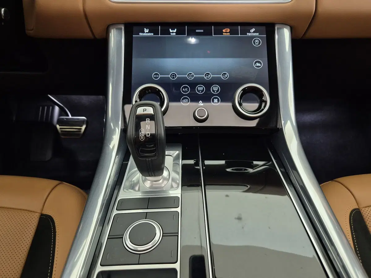 Land Rover Range Rover usata a Torino (11)