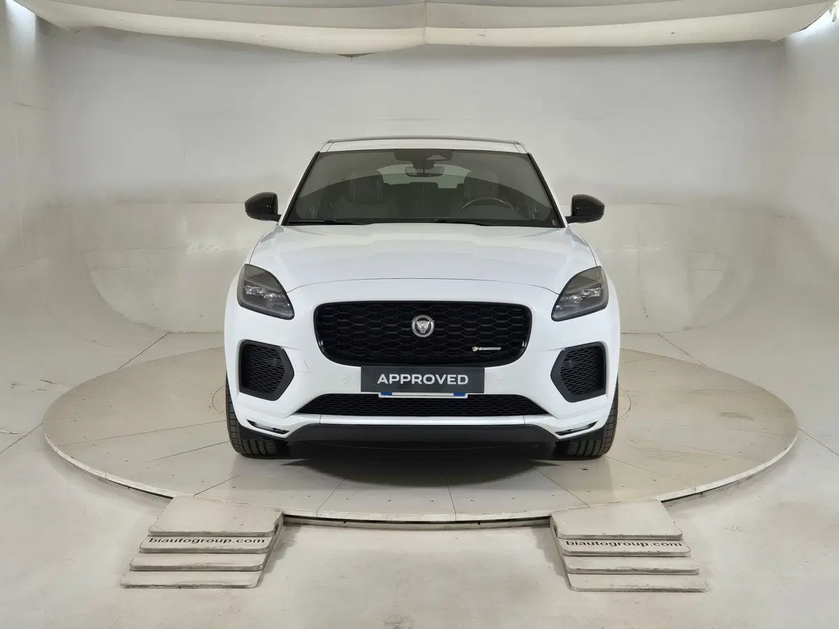 Jaguar E-Pace usata a Torino (8)