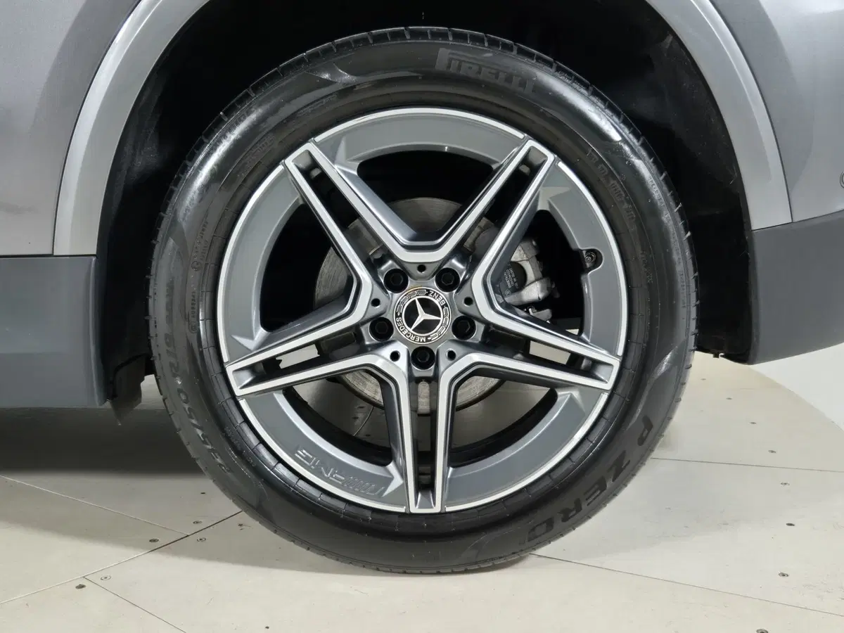 Mercedes-Benz GLA SUV usata a Torino (14)