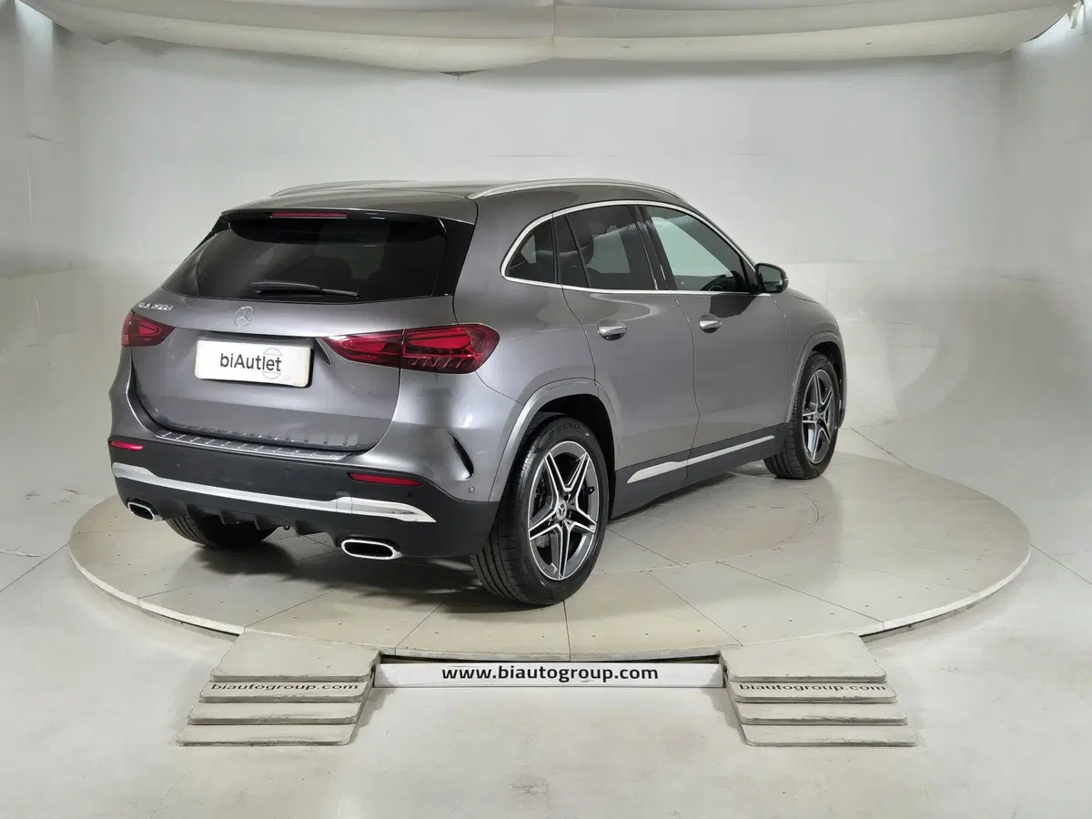 Mercedes-Benz GLA SUV usata a Torino (4)