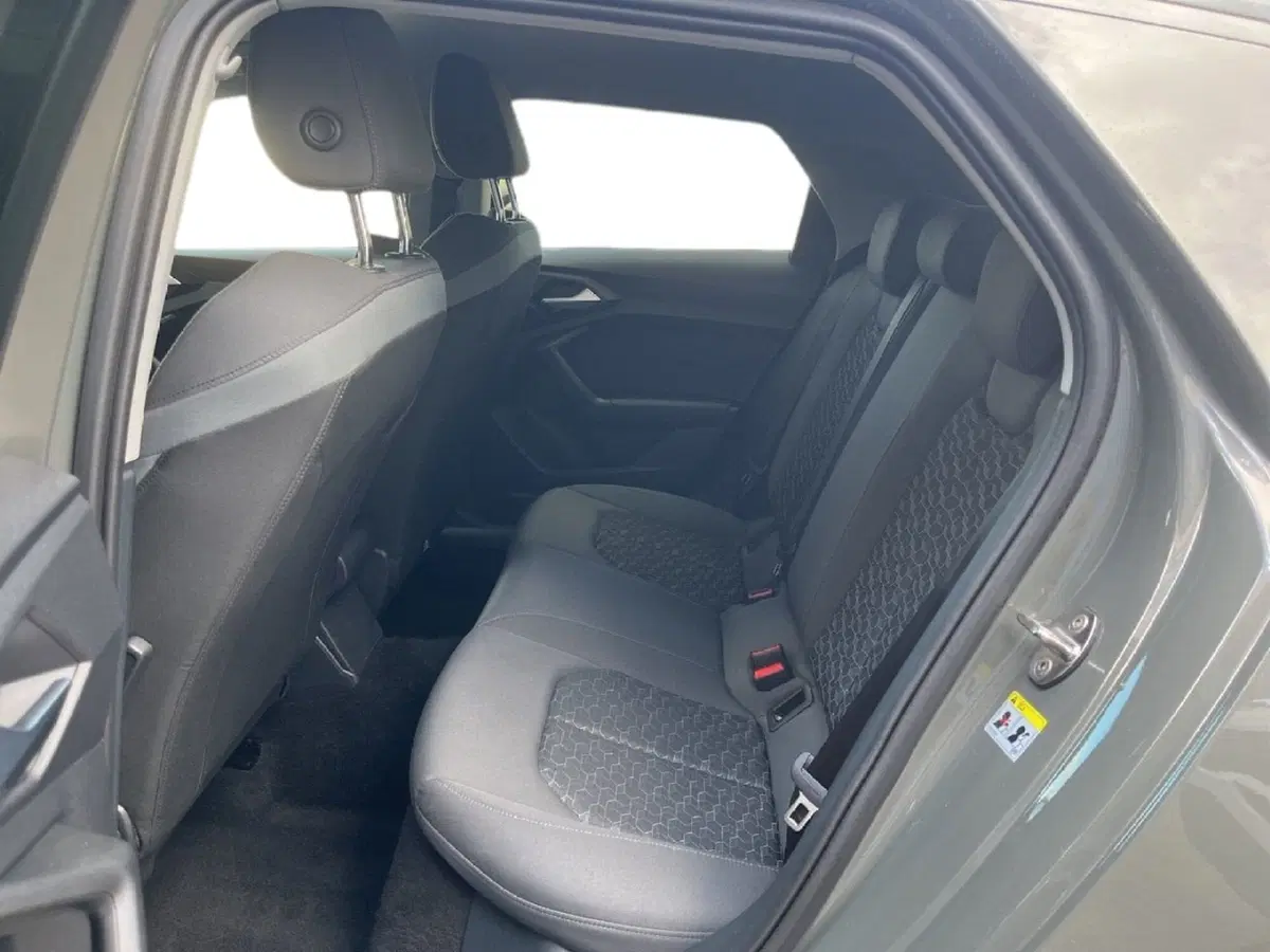 Audi A1 Sportback usata a Torino (9)