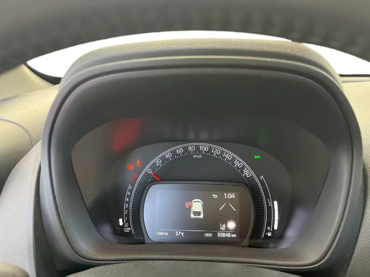 Toyota Aygo X usata a Torino (13)