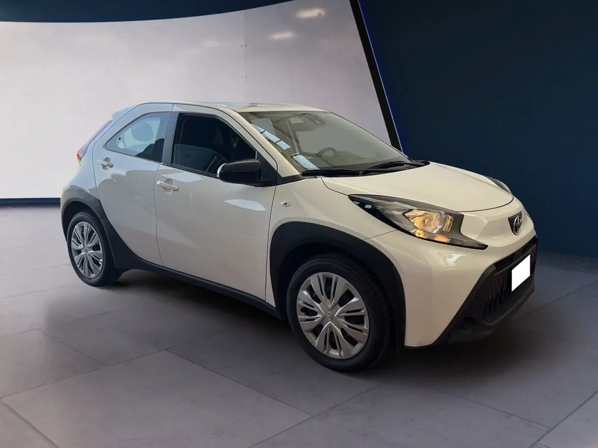 Toyota Aygo X usata a Torino (2)