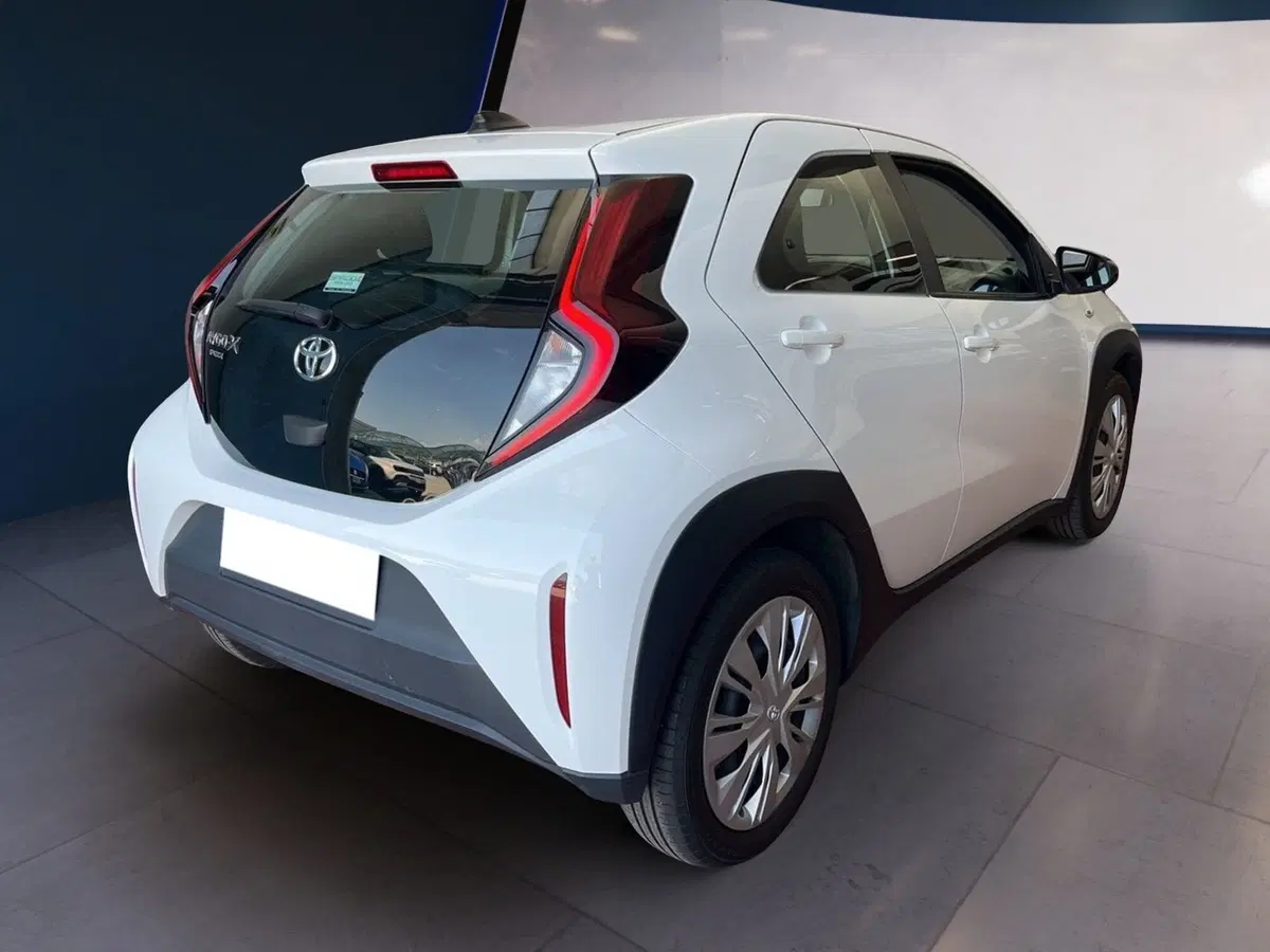 Toyota Aygo X usata a Torino (6)