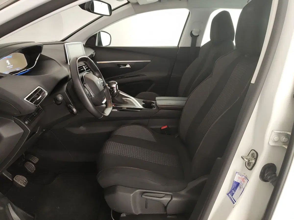 Peugeot 3008 usata a Caserta (17)