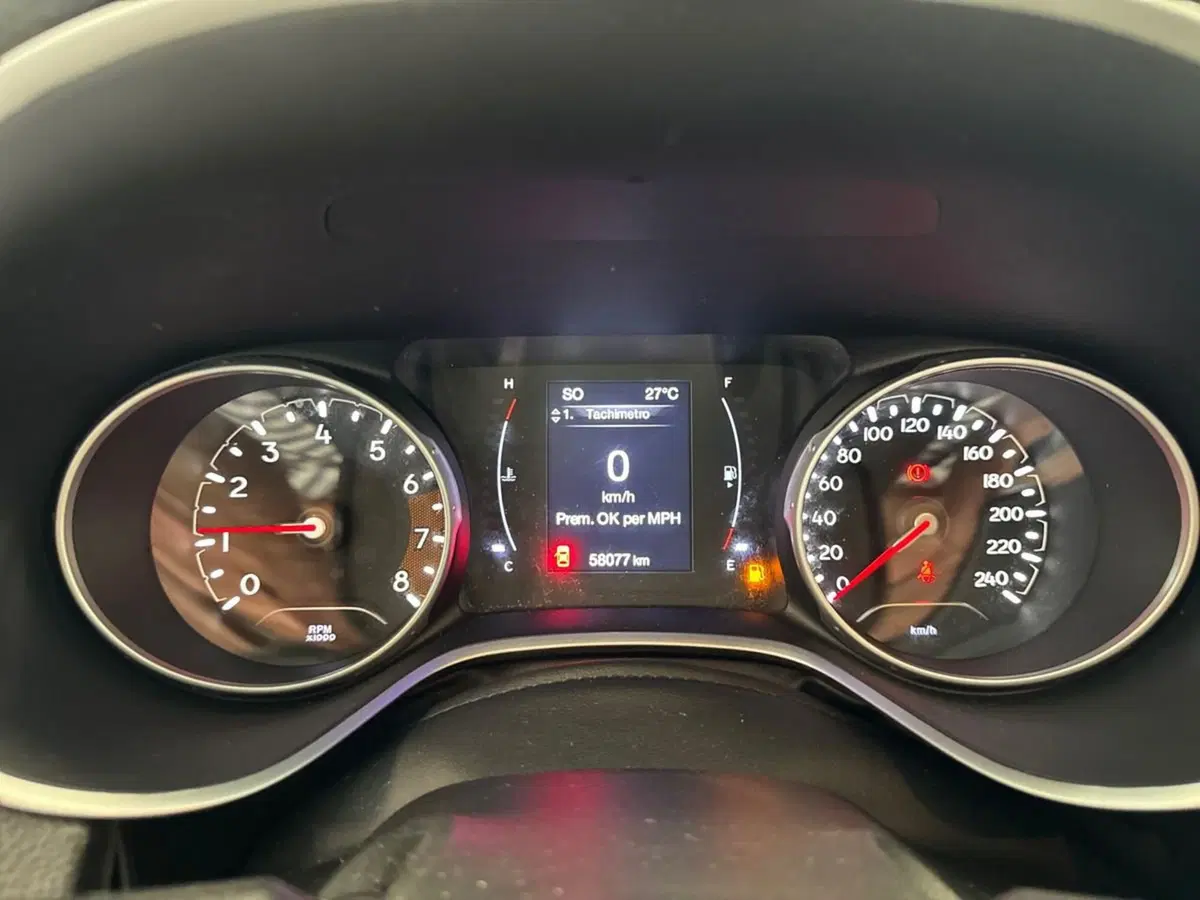Jeep Compass usata a Prato (12)