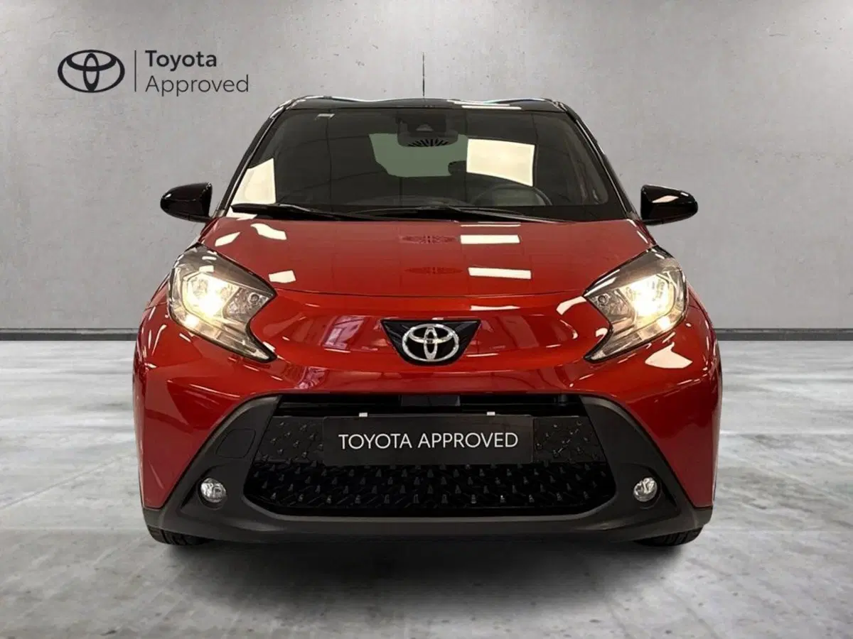 Toyota Aygo X usata a Prato (4)