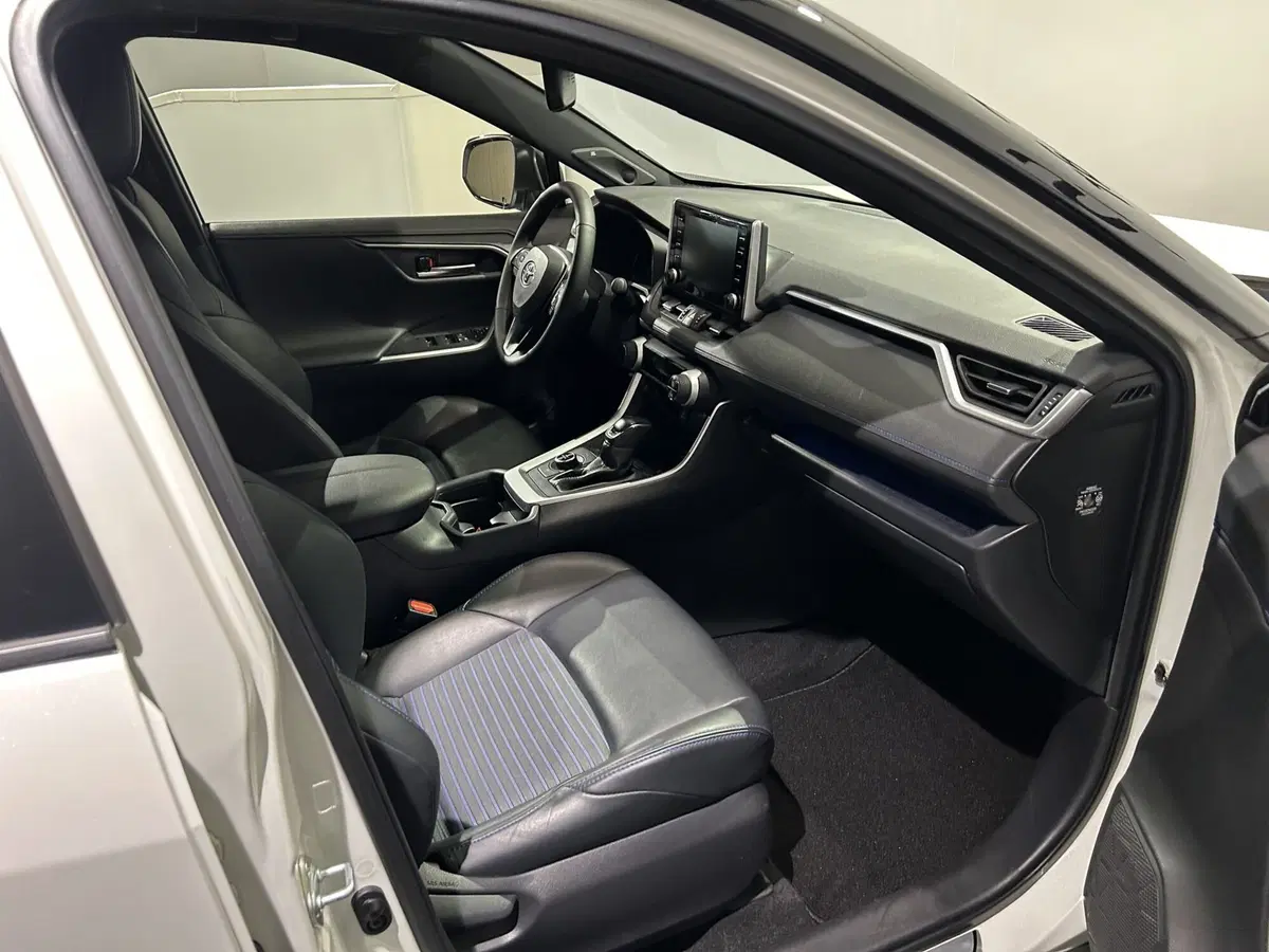 Toyota Rav4 usata a Milano (4)