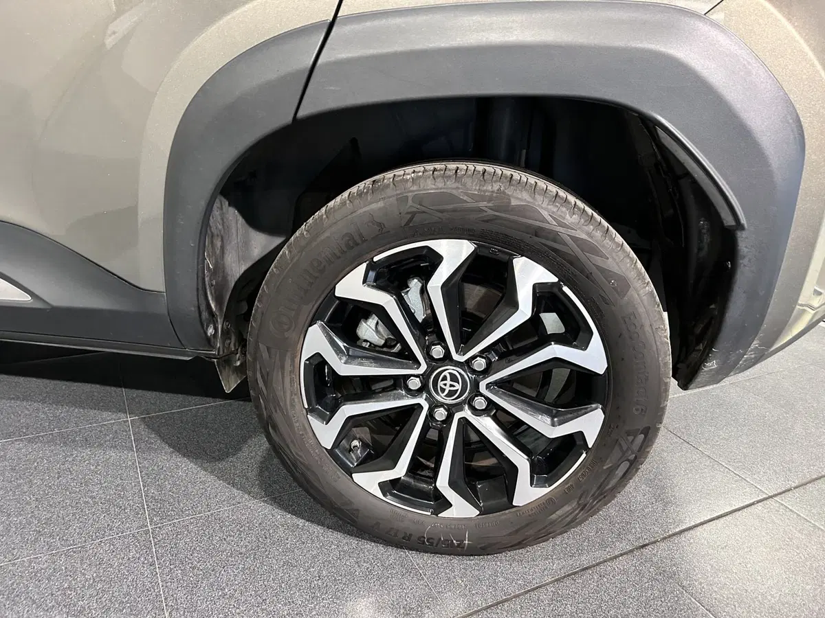 Toyota Yaris Cross usata a Milano (10)